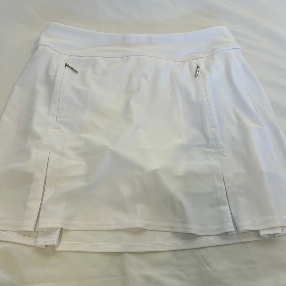 brand new golf skirt